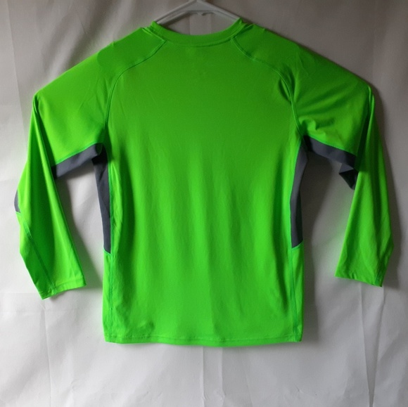 Nike Dri-FIT boys green long sleeve athletic top - Picture 7 of 8